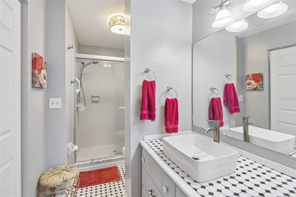 Photo of 6413 RIVER LODGE LANE