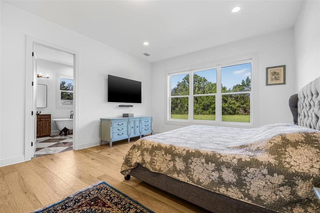 Photo of 8843 KENTON ROAD