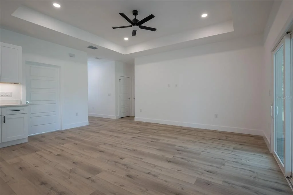 Photo of 832 NW 5TH STREET