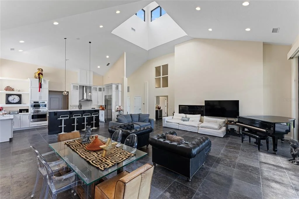 Photo of 200 JOHN ANDERSON DRIVE
