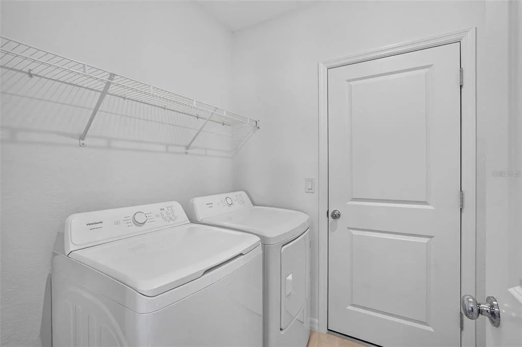 Photo of 3821 AMBERSWEET CROSSING