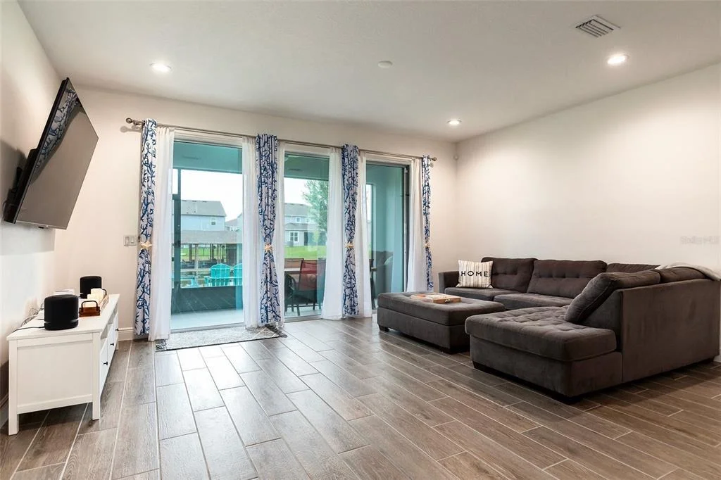 Photo of 5012 BESSIE COURT