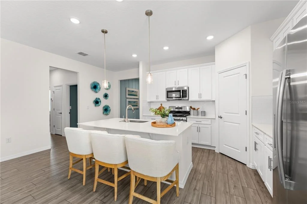 Photo of 6068 RIVER FARM AVENUE