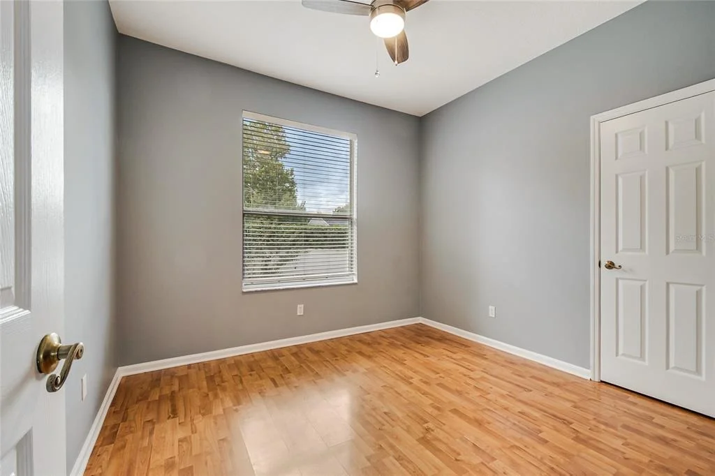 Photo of 116 OAK GROVE CIRCLE
