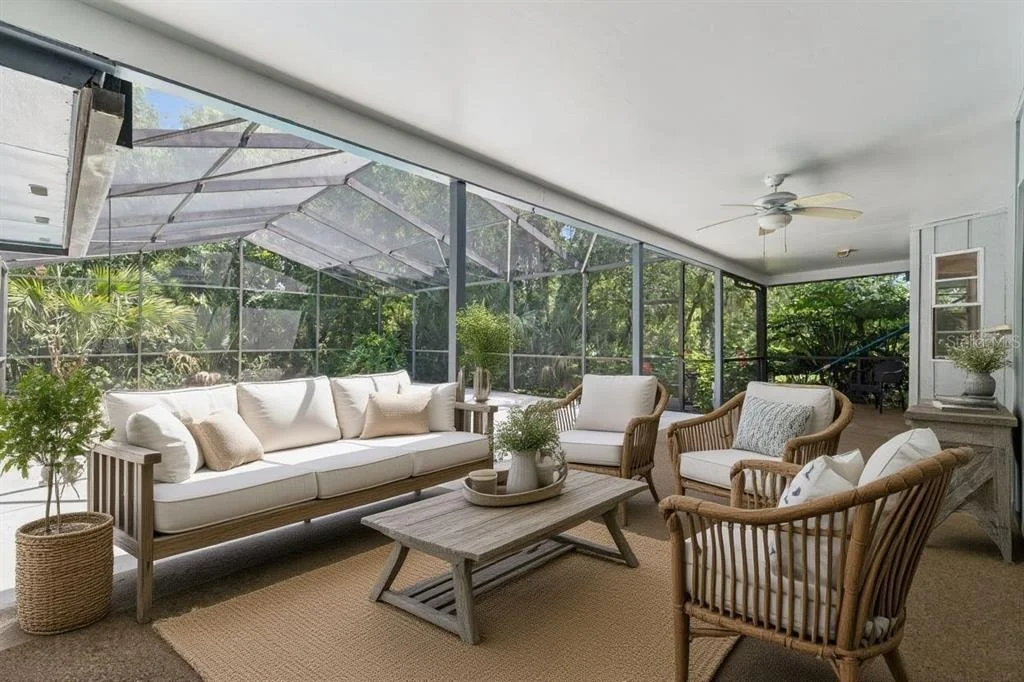 Photo of 211 HICKORY DRIVE