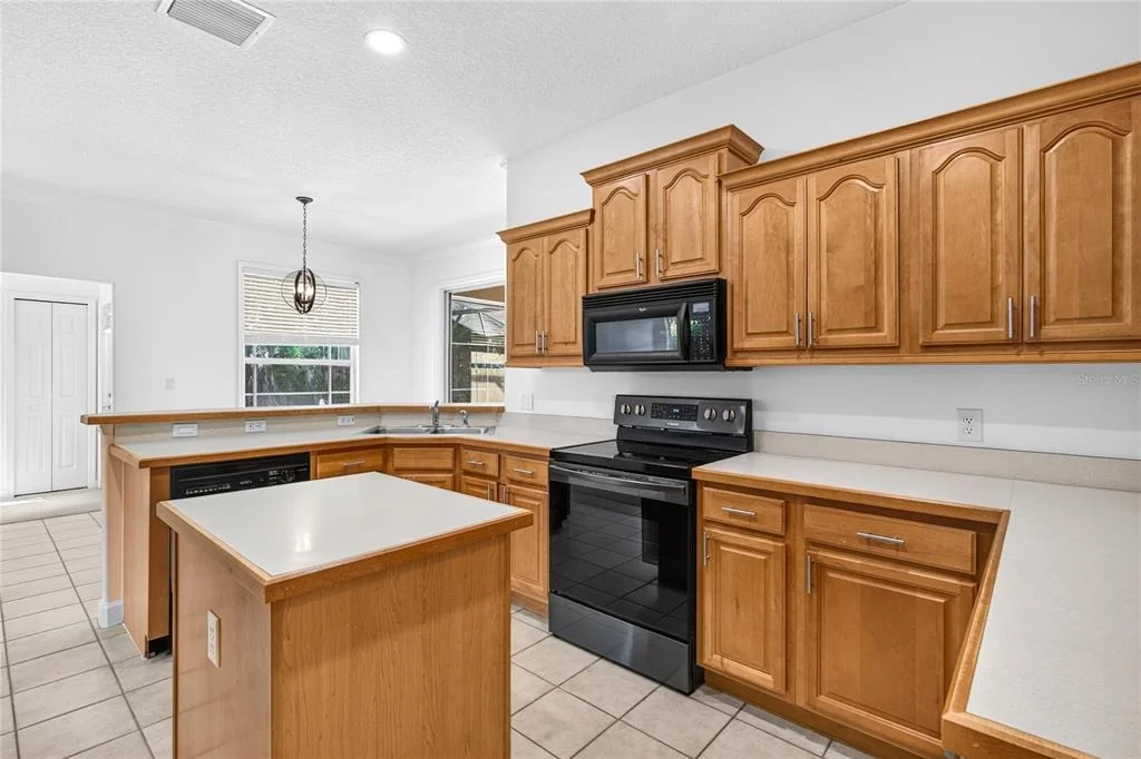 Photo of 19337 SPRING OAK DRIVE