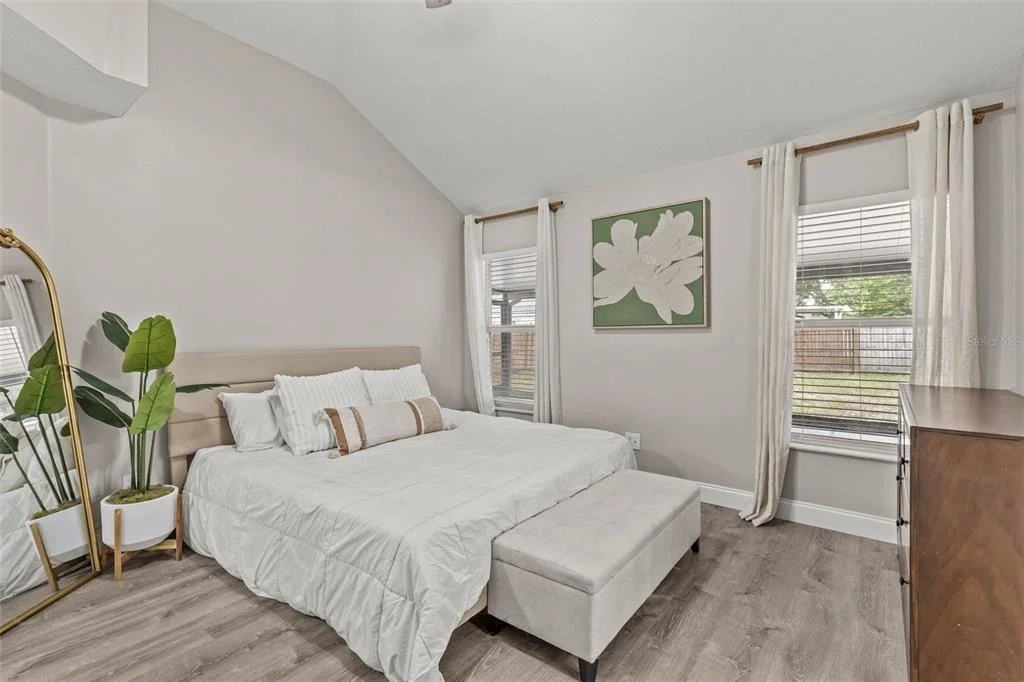 Photo of 10611 LAKESIDE VISTA DRIVE