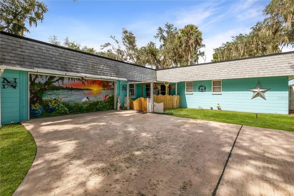 Photo of 10 SPRING LAKE RUN