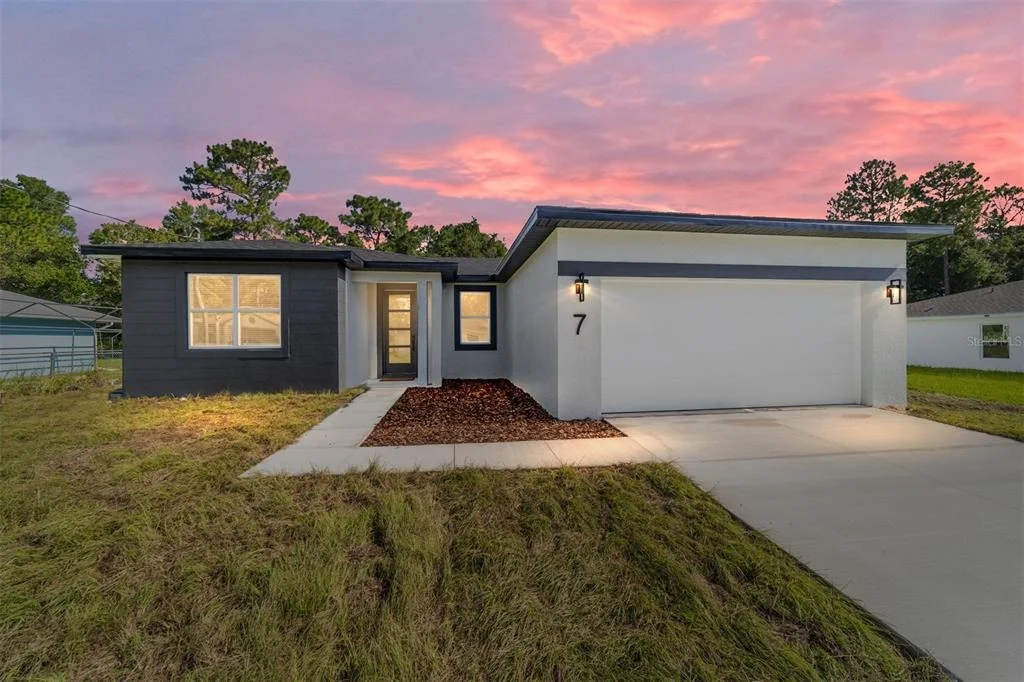 Photo of 7 OAK TRAIL