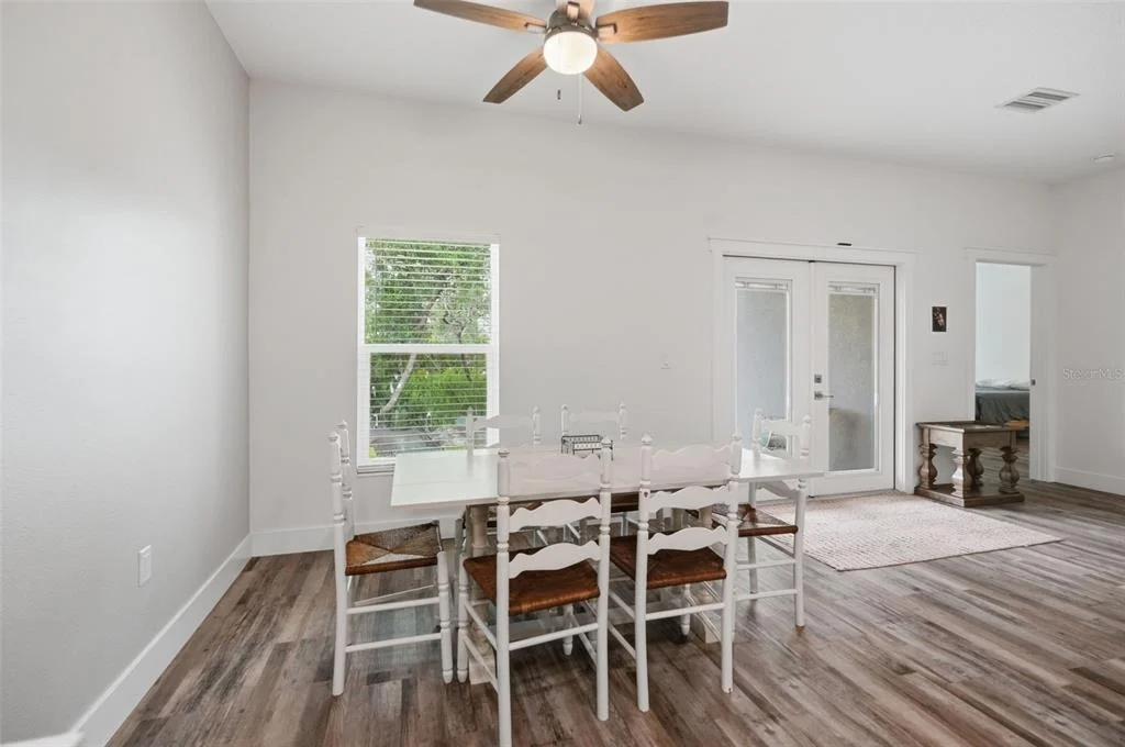 Photo of 6454 FREEPORT DRIVE