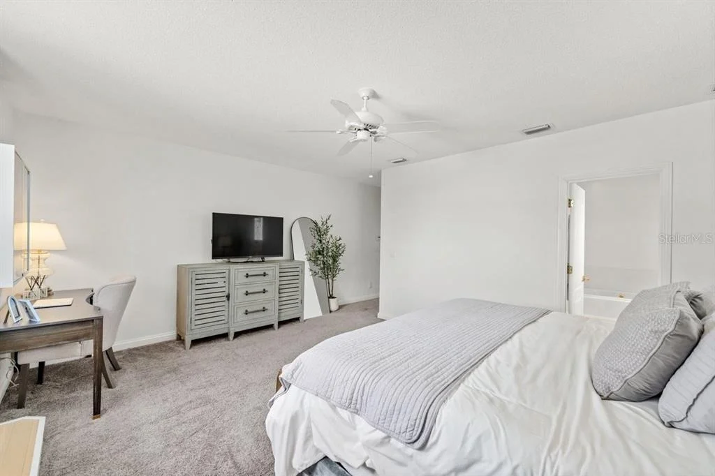 Photo of 626 RIVERSIDE DRIVE