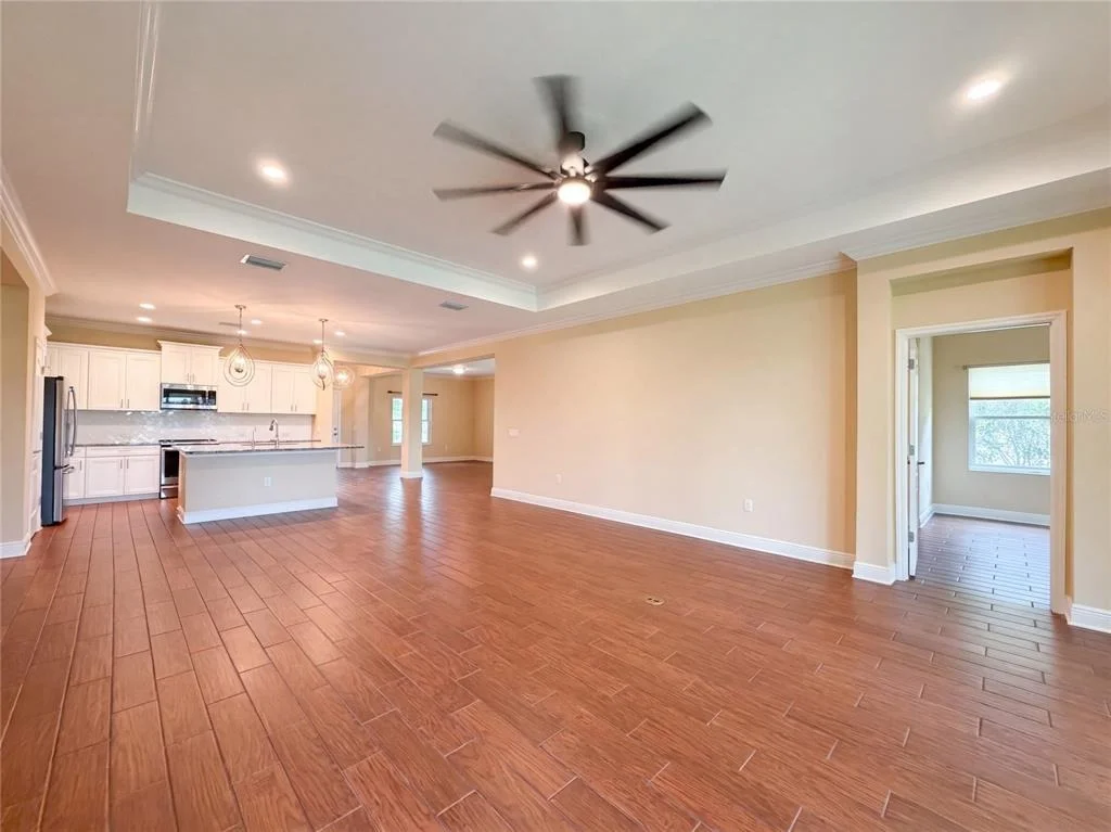 Photo of 1121 THORNBURY DRIVE
