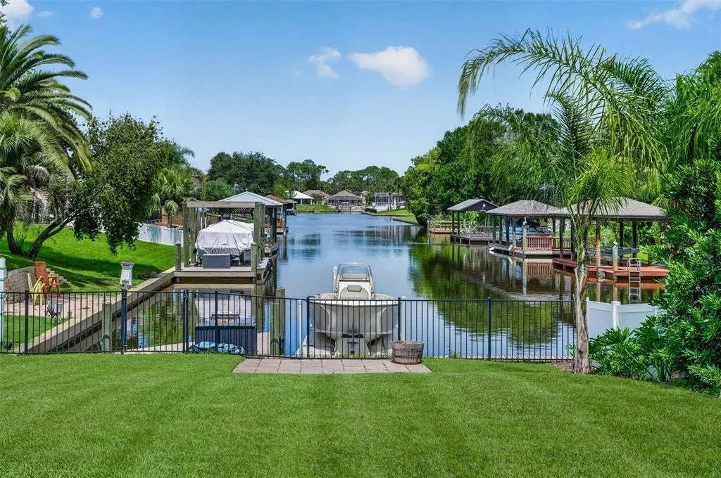 Photo of 16 CHERRYTREE COURT