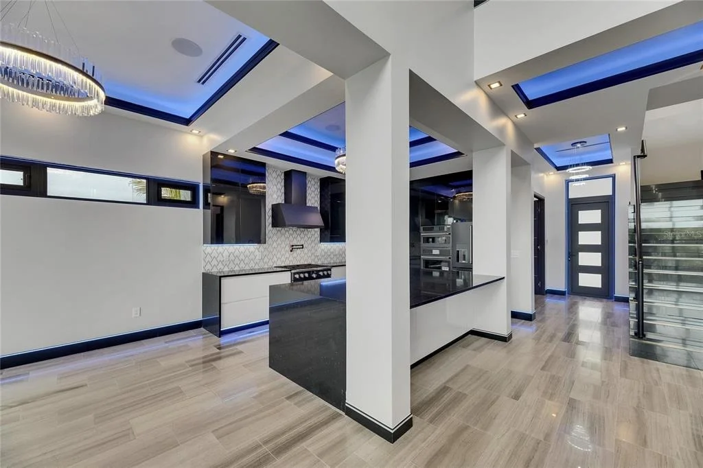 Photo of 6528 SIMONE SHORES CIRCLE