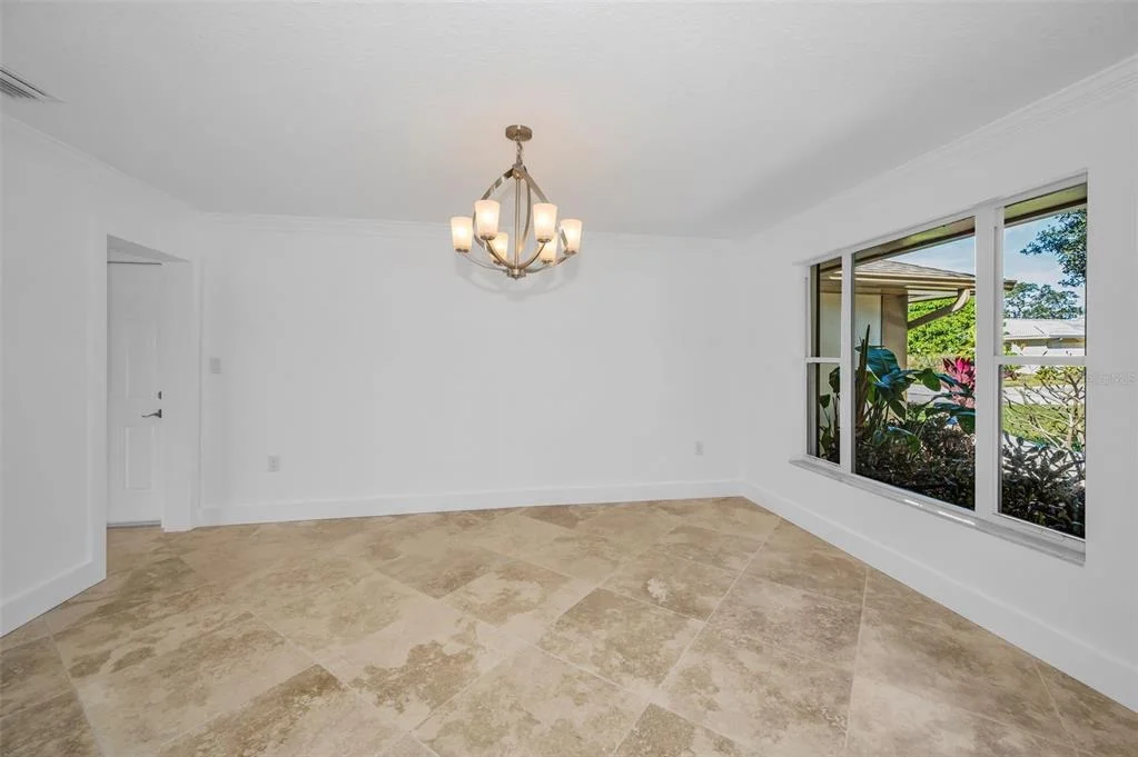 Photo of 2391 ROBERTA LANE