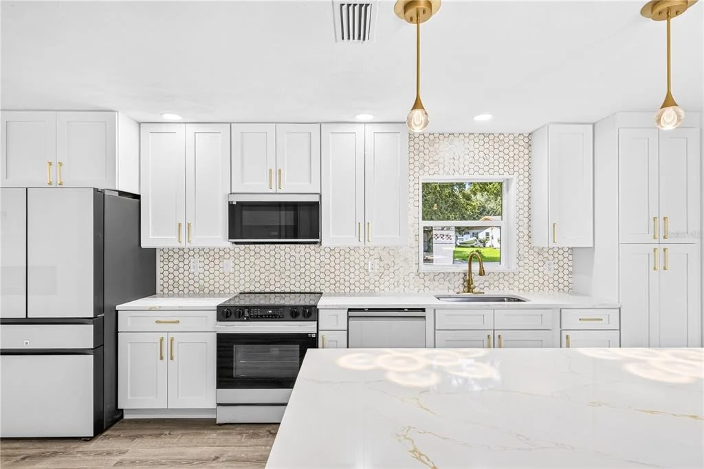 Photo of 5464 RIVERSIDE DRIVE