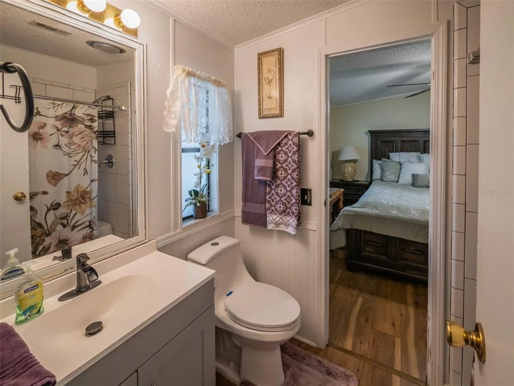 Photo of 4634 BELLE GROVE