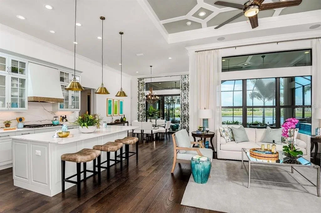 Photo of 332 BOCELLI DRIVE