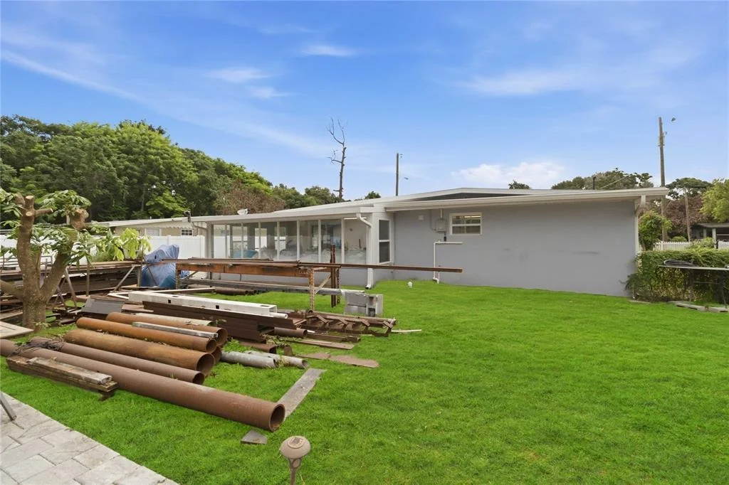 Photo of 8304 DOT LANE