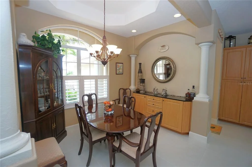 Photo of 17123 BARCREST LANE
