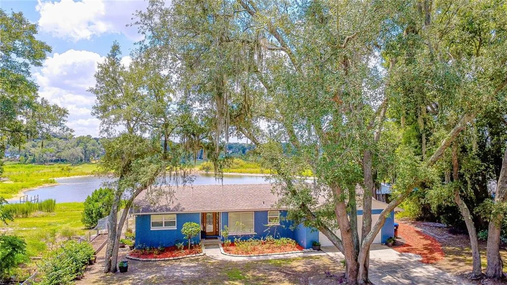 Photo of 6526 LYNN ROAD