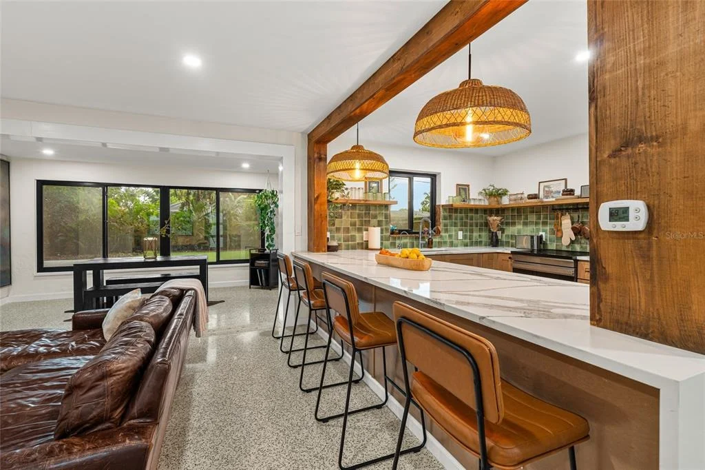 Photo of 2410 VALENCIA DRIVE