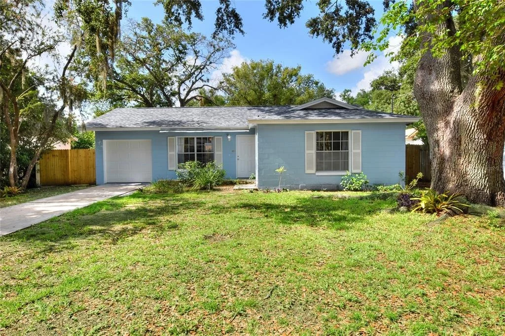 Photo of 205 LENTZ ROAD