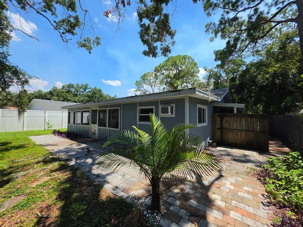 Photo of 3977 VANA DRIVE
