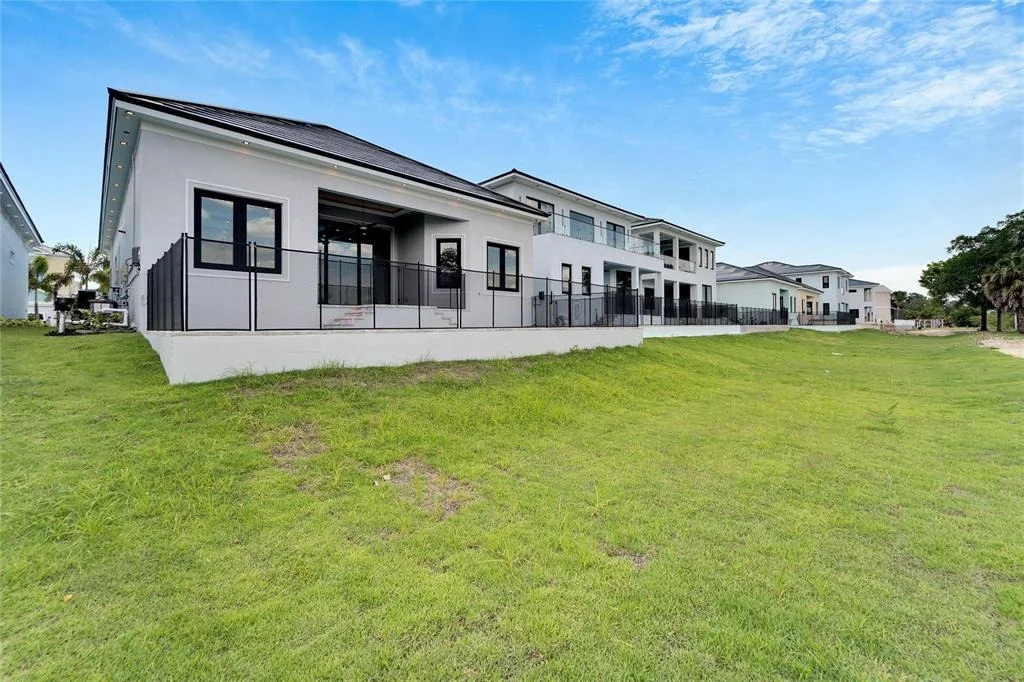 Photo of 6540 SIMONE SHORES CIRCLE