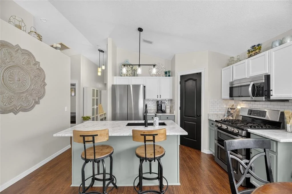 Photo of 7629 DEVONBRIDGE GARDEN WAY