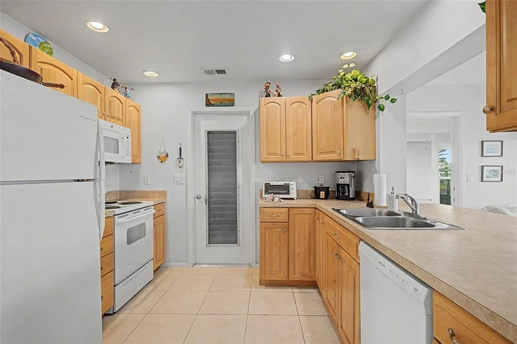 Photo of 9932 34TH WAY N