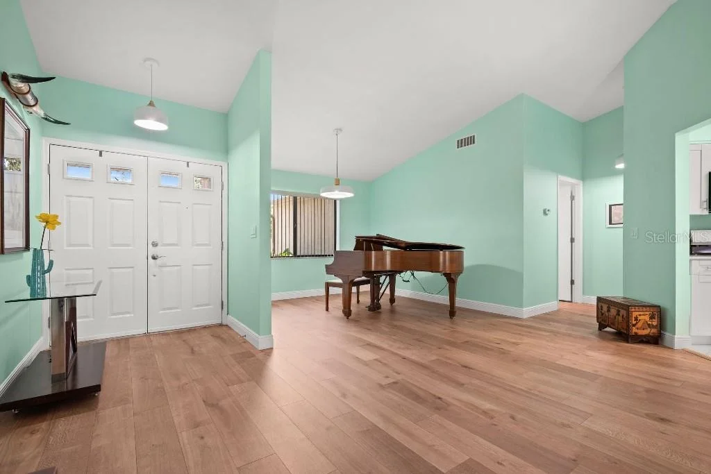 Photo of 2109 CYPRESS POINT DRIVE N