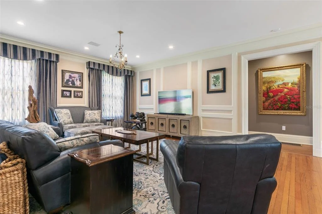Photo of 253 JOHN ANDERSON DRIVE