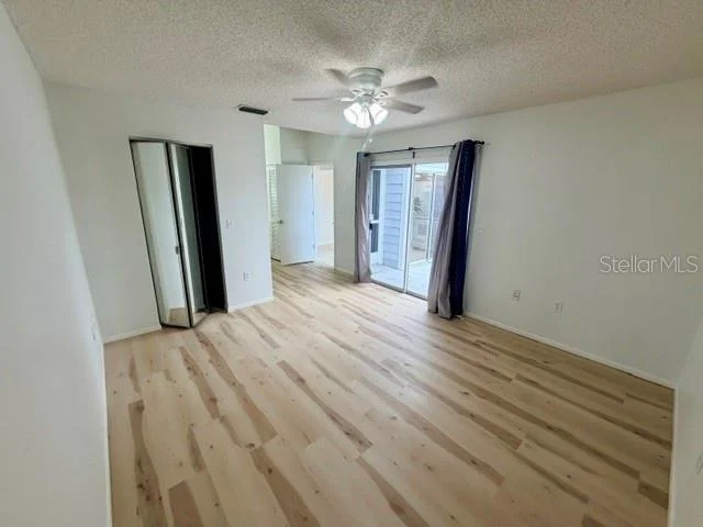 Photo of 950 WATERSIDE LANE