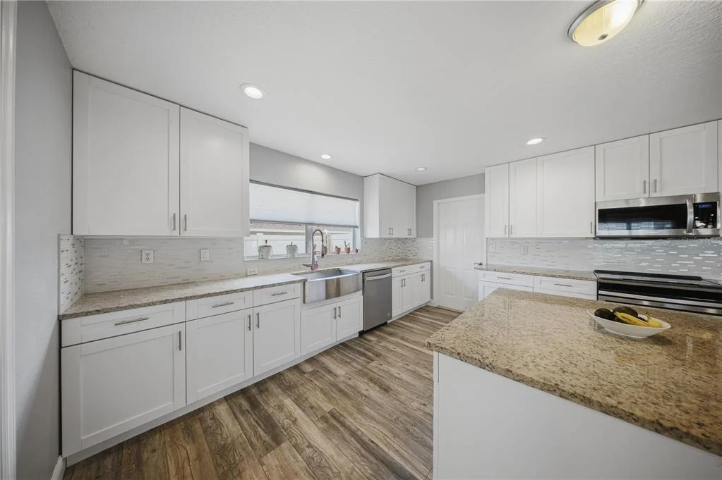 Photo of 6875 SE 11TH PLACE