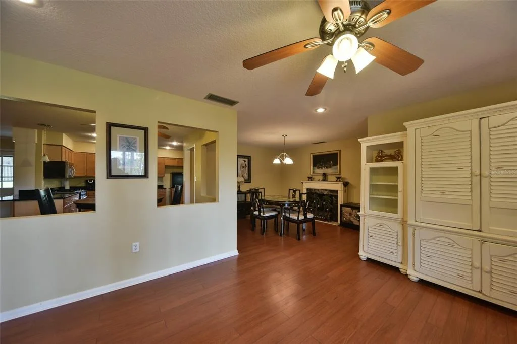 Photo of 4243 SE 8TH STREET