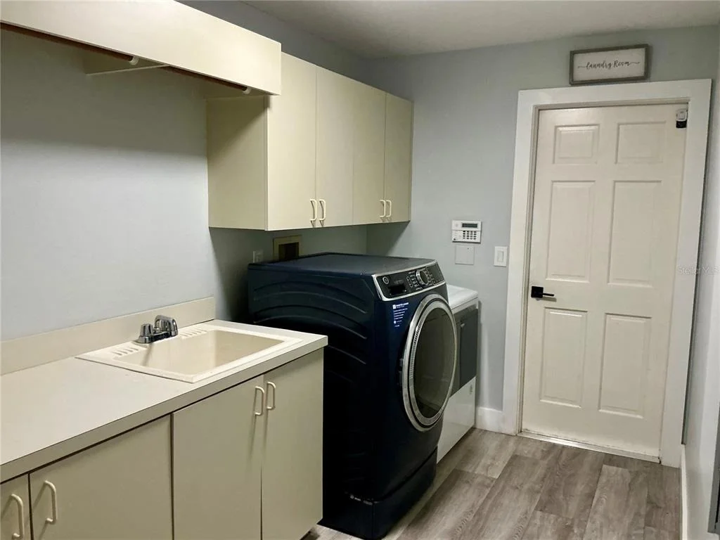 Photo of 126 OLD OAK CIRCLE