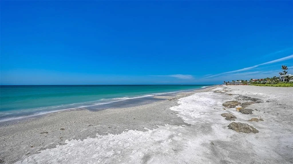 Photo of 6441 GULFSIDE ROAD