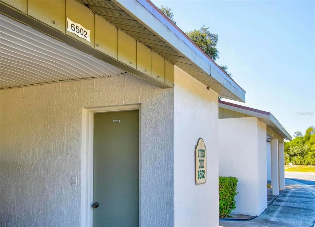 Photo of Unit 6502 at 6502 RIVER RUN BOULEVARD