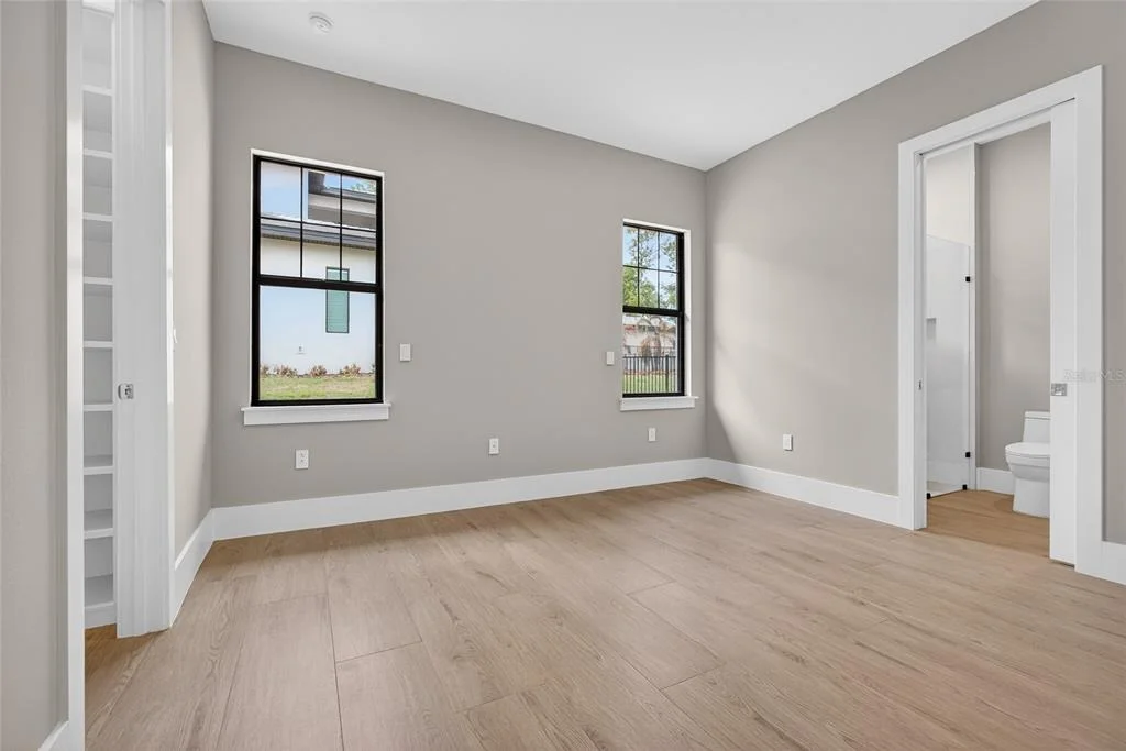 Photo of 16130 PENDIO DRIVE