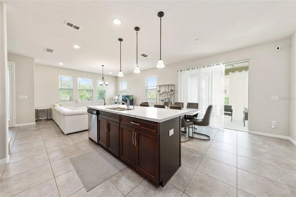 Photo of 2260 RAPOLLO DRIVE