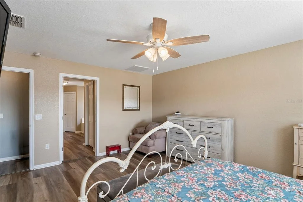 Photo of 10318 GIFFORD DRIVE