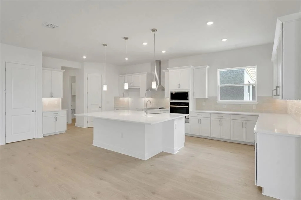 Photo of 15160 TEA TREE DRIVE
