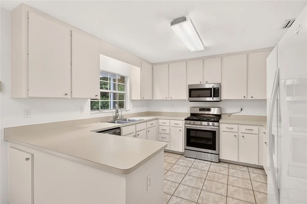 Photo of 5015 NW 71ST PLACE