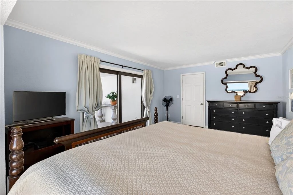 Photo of Unit 405 at 935 OCEAN SHORE BOULEVARD