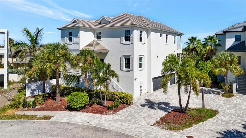 Photo of 6900 BOCHI CIRCLE