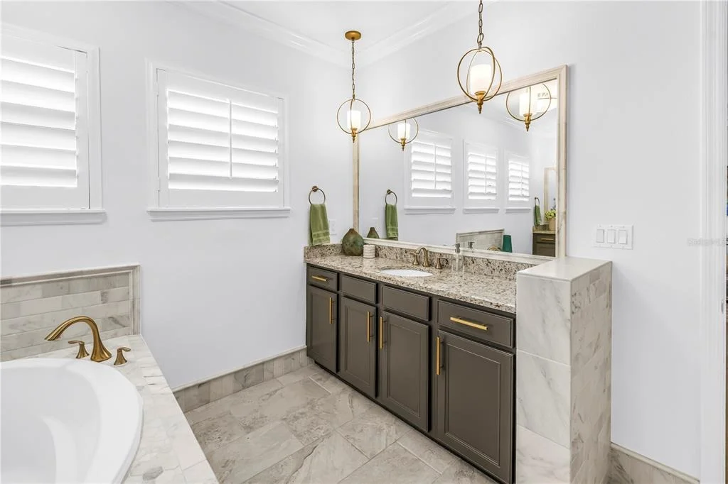 Photo of 6237 SIGNATURE POINTE LANE