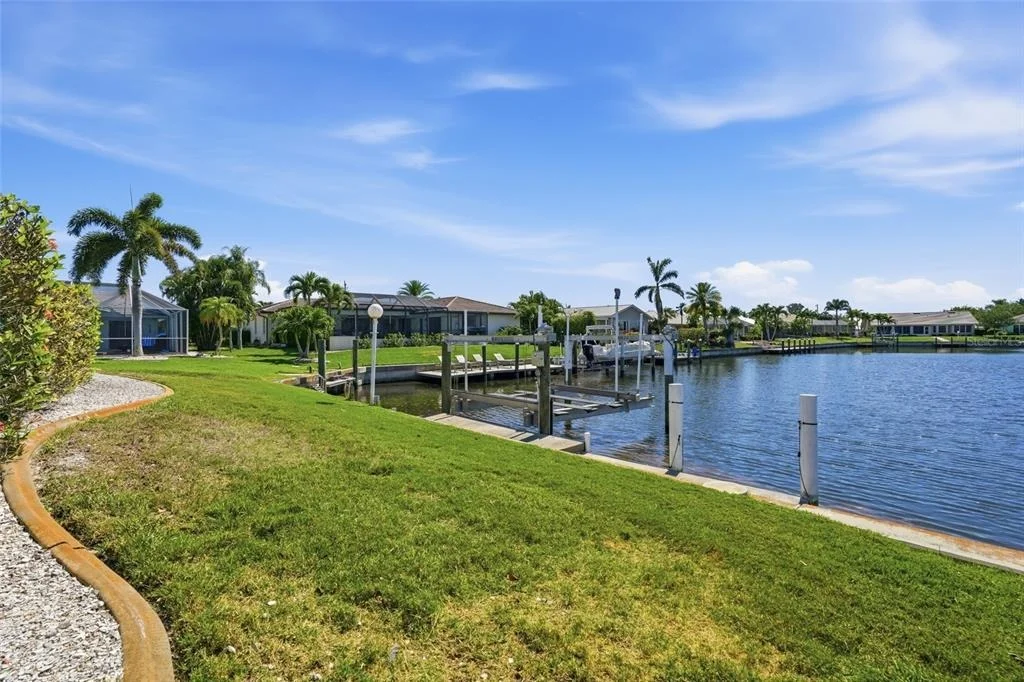 Photo of 855 PAMELA DRIVE