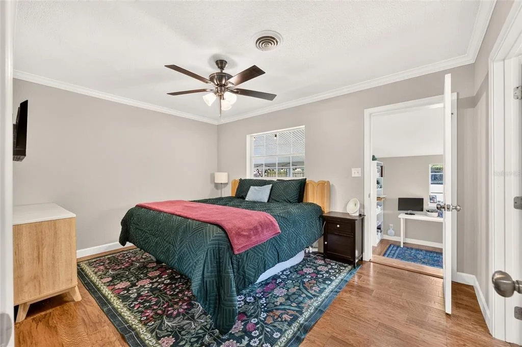 Photo of 3802 SE 15TH STREET