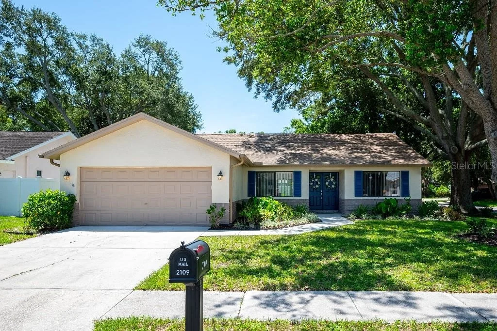 Photo of 2109 CYPRESS POINT DRIVE N